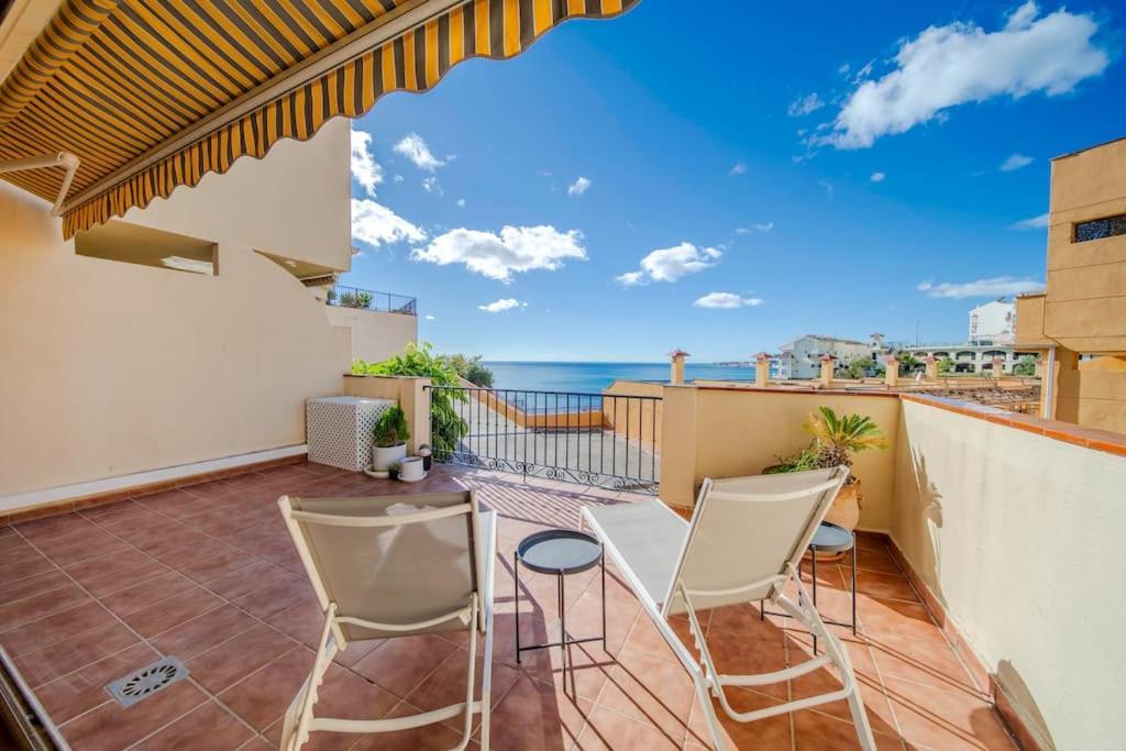 2 Bed Apartment, Big Terrace, Pool, Views + Beach! Benalmadena
